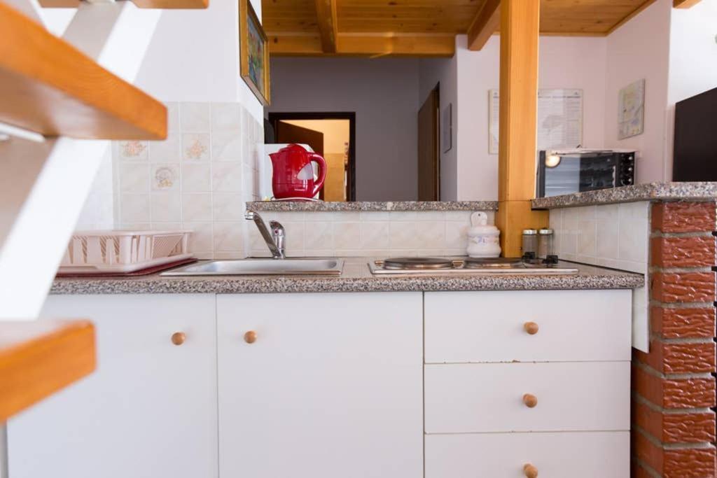 Apartment With Terace And Sea View Marica Krk Town Εξωτερικό φωτογραφία