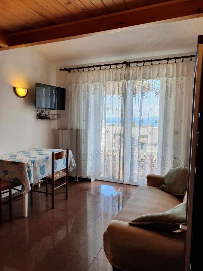 Apartment With Terace And Sea View Marica Krk Town Εξωτερικό φωτογραφία
