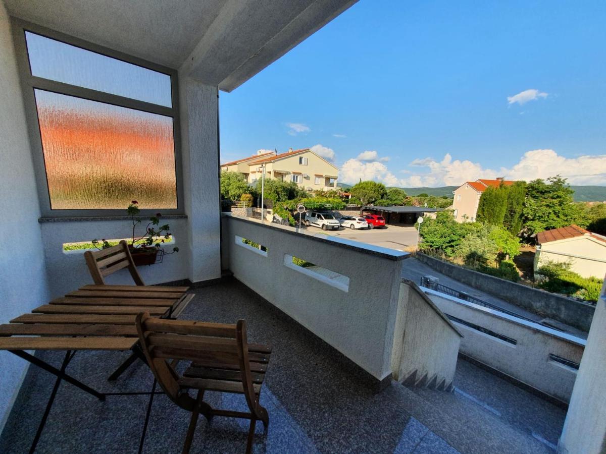 Apartment With Terace And Sea View Marica Krk Town Εξωτερικό φωτογραφία
